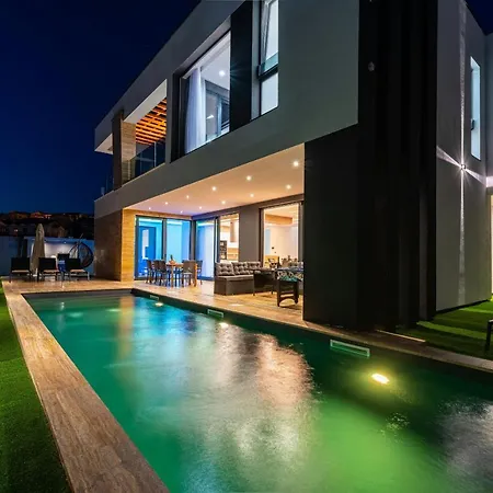 Big Blue Villa